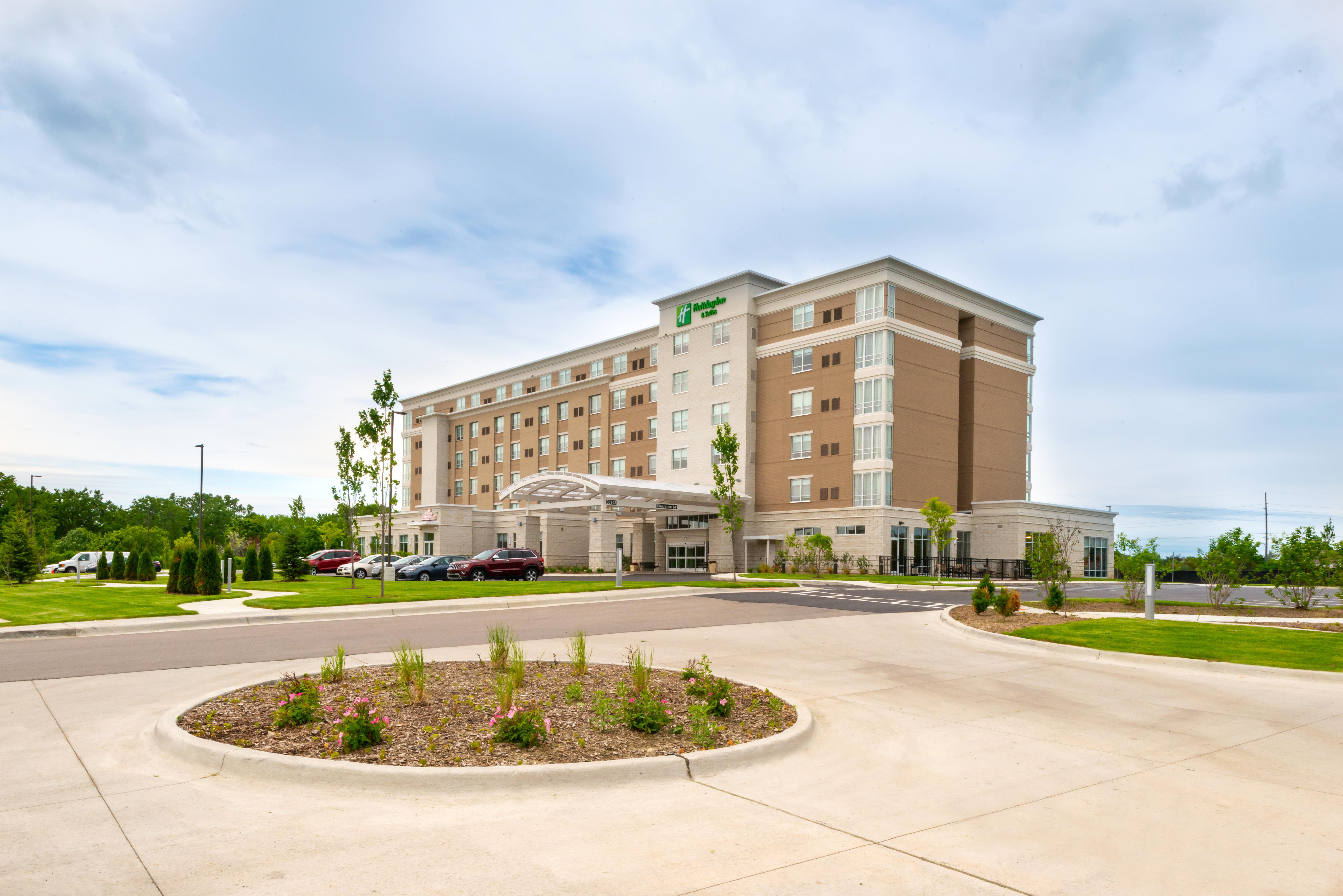 Holiday Inn & Suites - Farmington Hills - Detroit Nw By Ihg Exterior foto